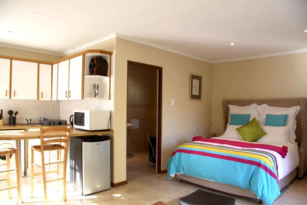Calais Wine Estate Guest House Paarl Ngoại thất bức ảnh