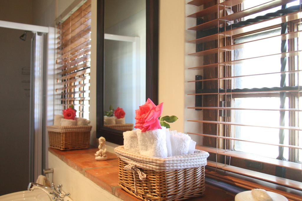 Calais Wine Estate Guest House Paarl Ngoại thất bức ảnh